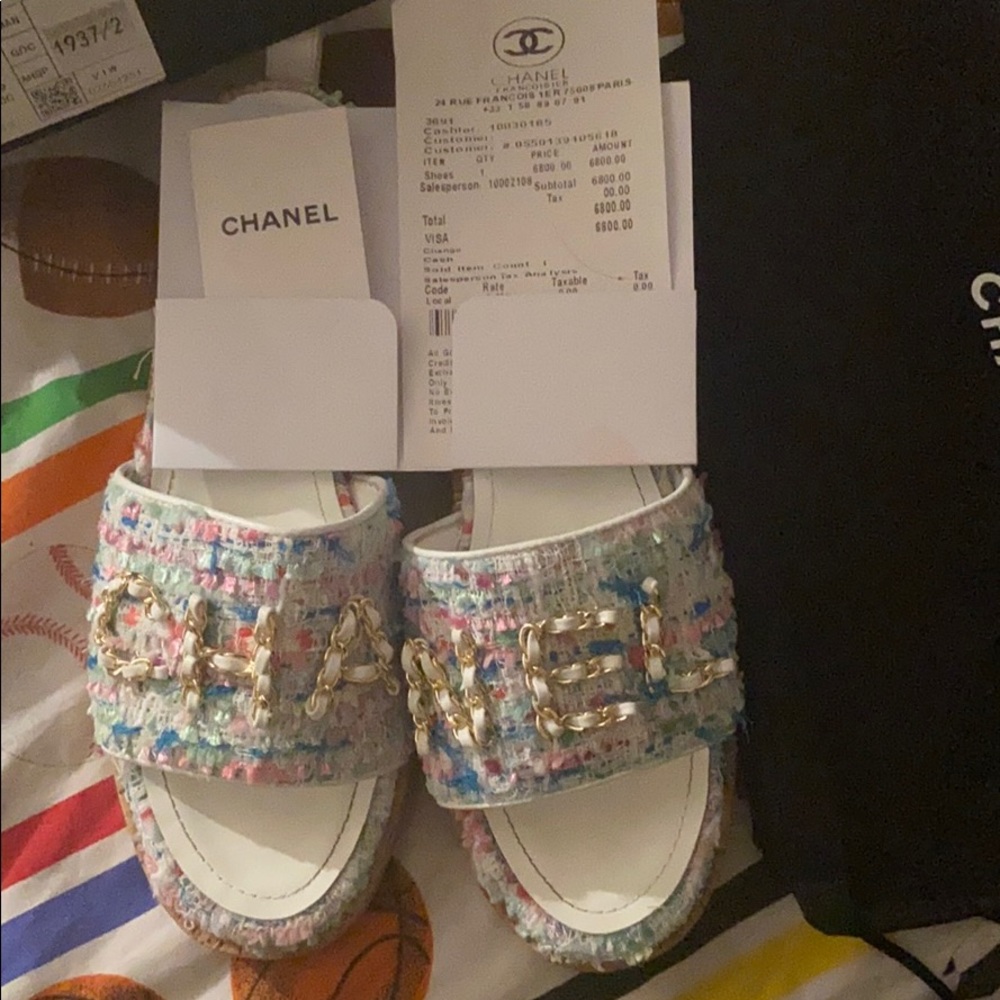 Chanel Slides